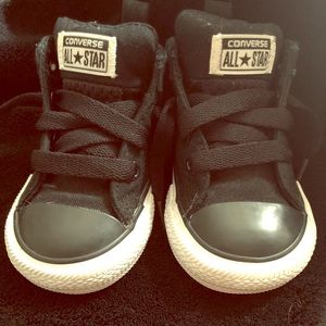 Toddler converse high tops. Black/white